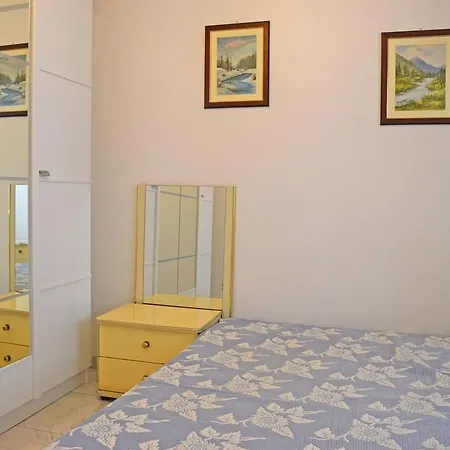 Palais Des Iles * Cannes